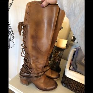 Freebird Cognac rear lace boots